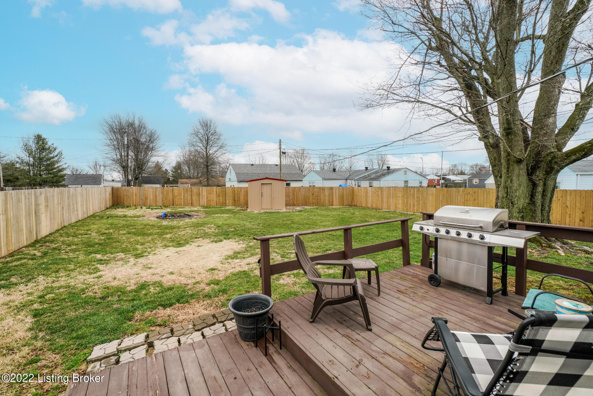 2282 Zoneton Road Shepherdsville, KY 40165 - Photo 20 of 33 Deck