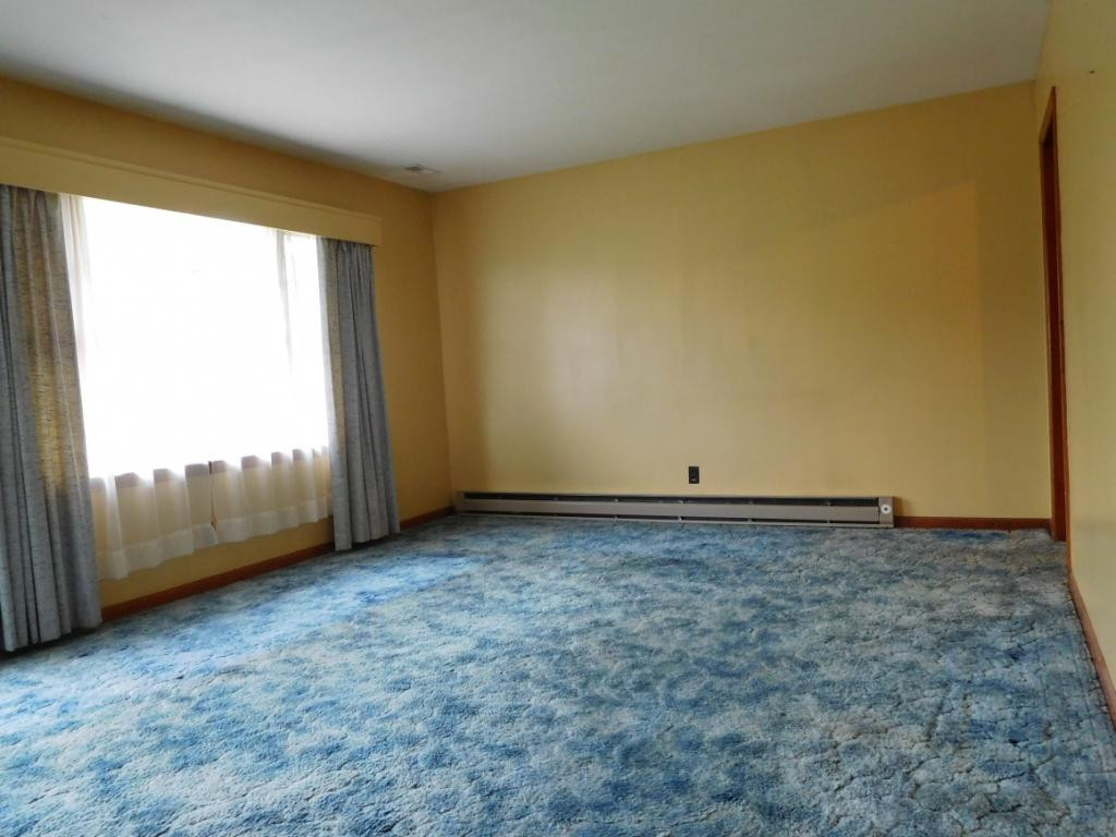 2909 Browns Mill Rd Extension Johnson City, TN 37604 - Photo 4 of 26 Hardwood under carpet