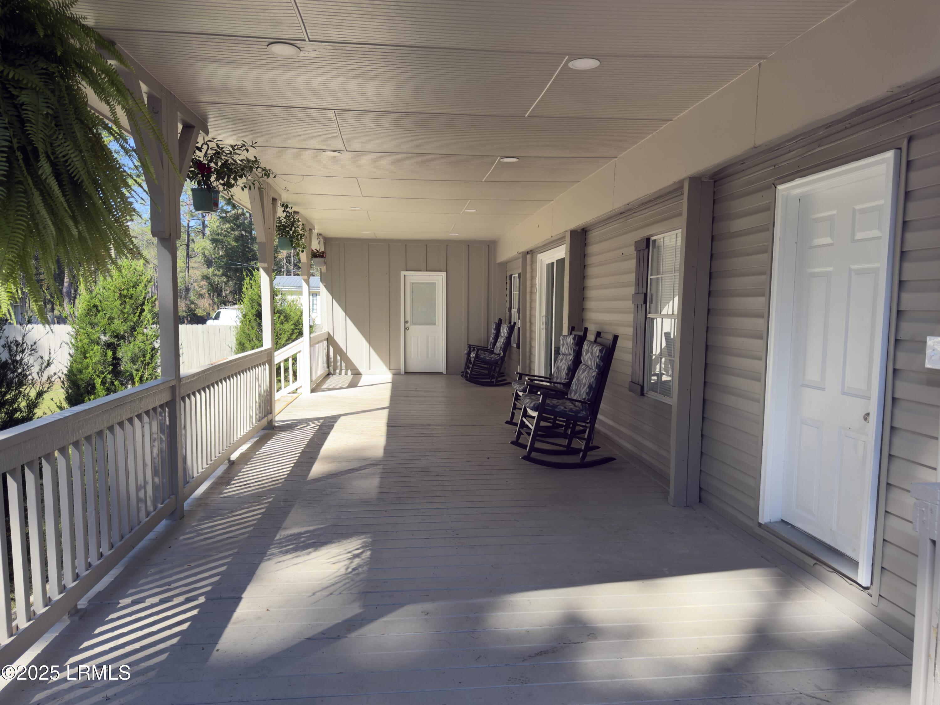 235 Forest Cove Ridgeland, SC 29936 - Photo 3 of 44 IMG_4148