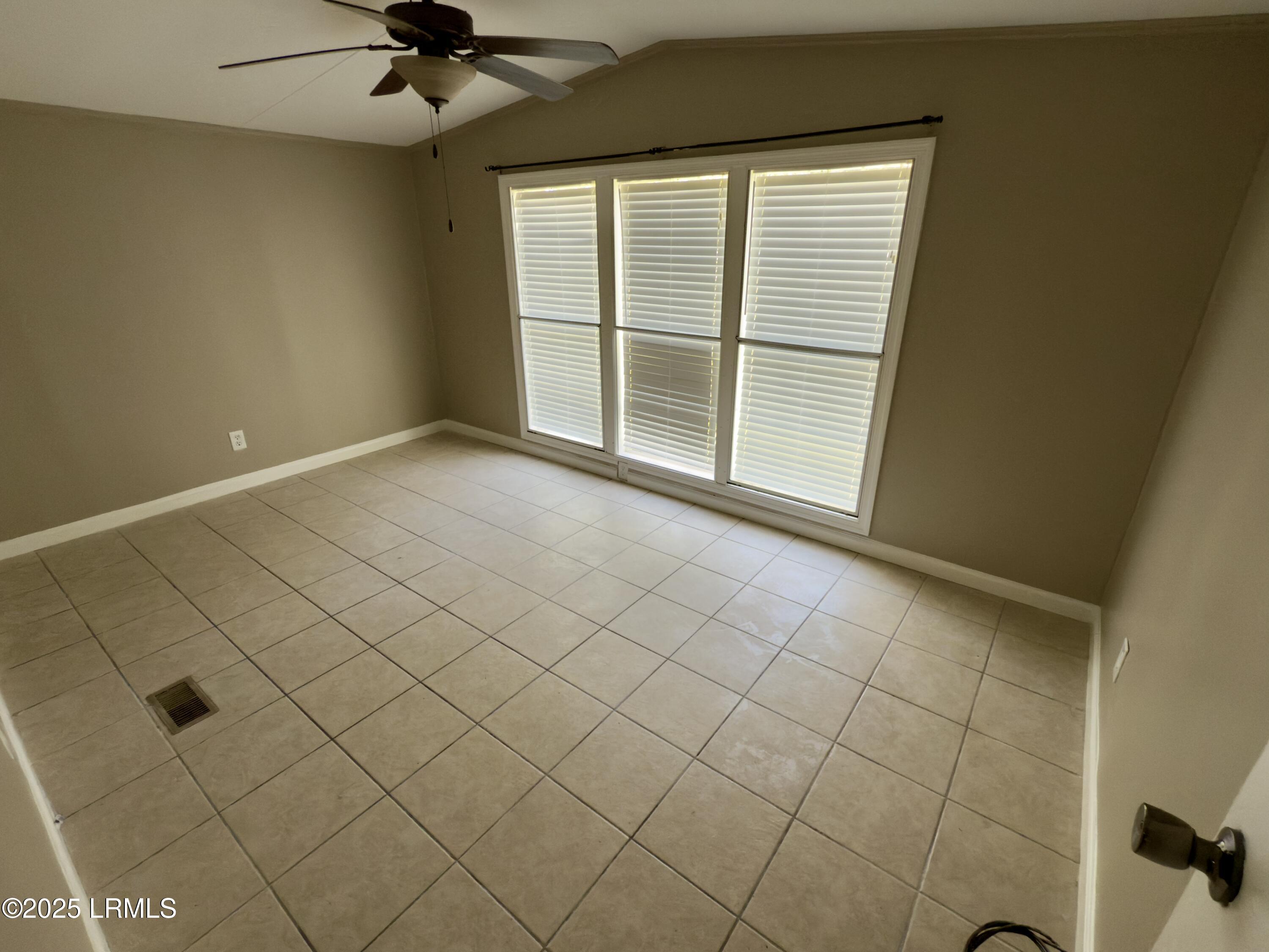 235 Forest Cove Ridgeland, SC 29936 - Photo 10 of 44 IMG_1763