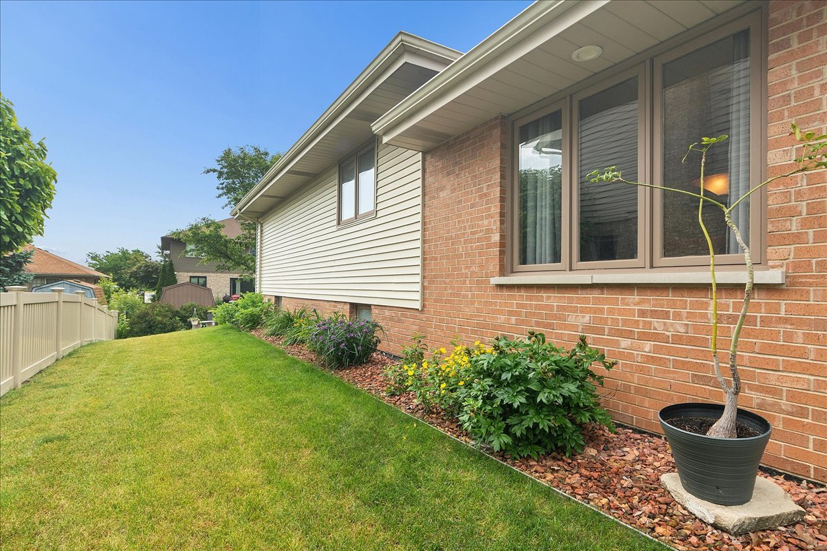 15601 Bramblewood Road Oak Forest, IL 60452 - Photo 35 of 35