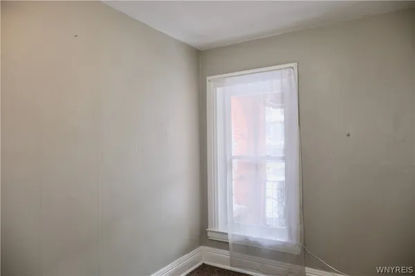 $1,475 | 82 Fargo Avenue, Unit 5, Buffalo, NY 14201