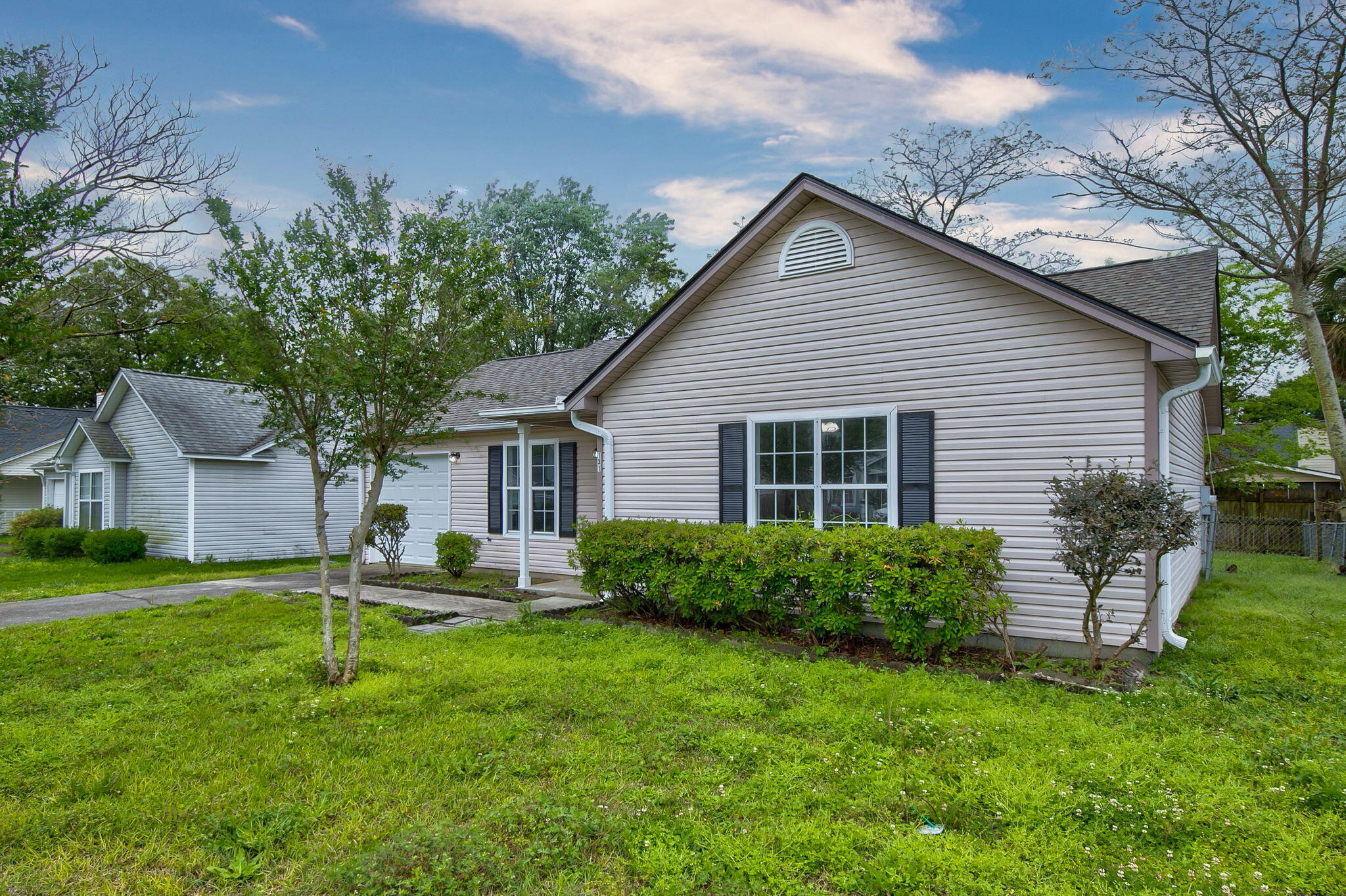 131 Two Hitch Road Goose Creek, SC 29445 - Photo 2 of 36 1-web-or-mls-131 Two Hitch-100