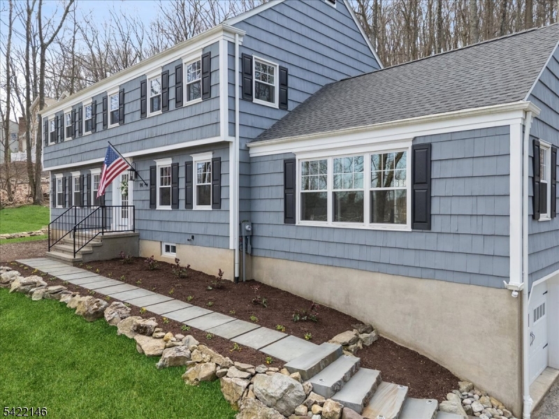 94 Bald Eagle Road Hackettstown, NJ 07840 - Photo 2 of 34