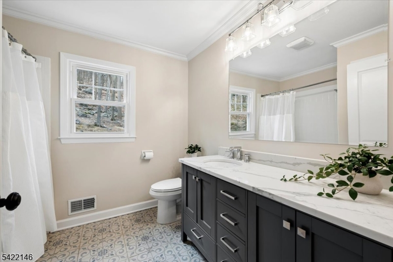 94 Bald Eagle Road Hackettstown, NJ 07840 - Photo 22 of 34