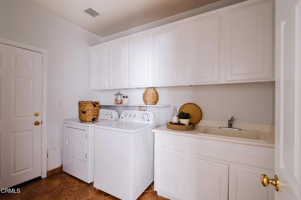 1737 Partridge Avenue Upland, CA 91784 - Photo 31 of 49 _DSF6254