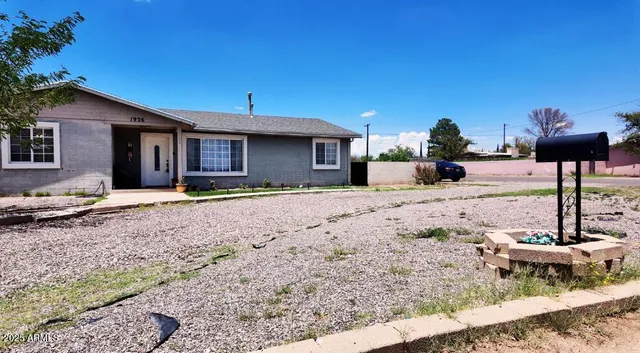 $249,000 | 1926 East 8th Street, Douglas, AZ 85607