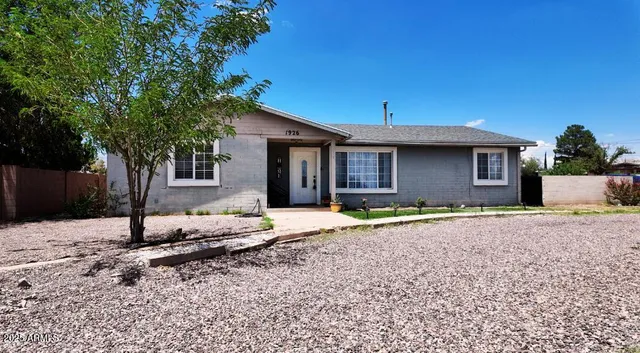 $249,000 | 1926 East 8th Street, Douglas, AZ 85607