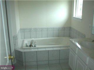 101 Cedarcroft Road Kennett Square, PA 19348 - Photo 5 of 6 Gallery Image 5