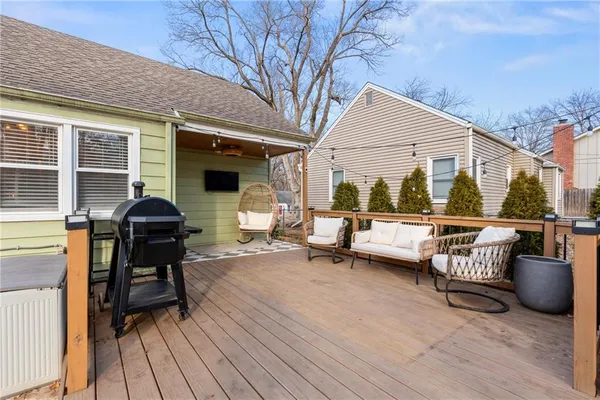 $295,000 | 7937 Jefferson Street, Kansas City, MO 64114