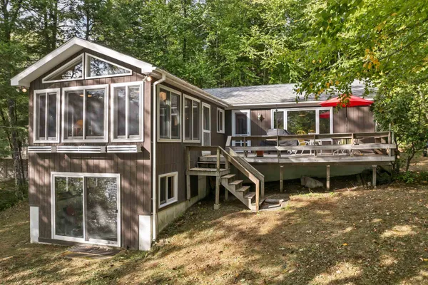 $1,100,000 | 229 North Shore Road, New Durham, NH 03855