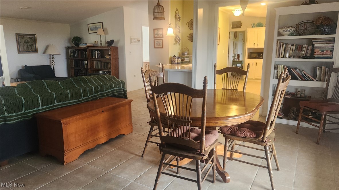 8000 Hawk Road Newcomerstown, OH 43832 - Photo 6 of 30 Dining area