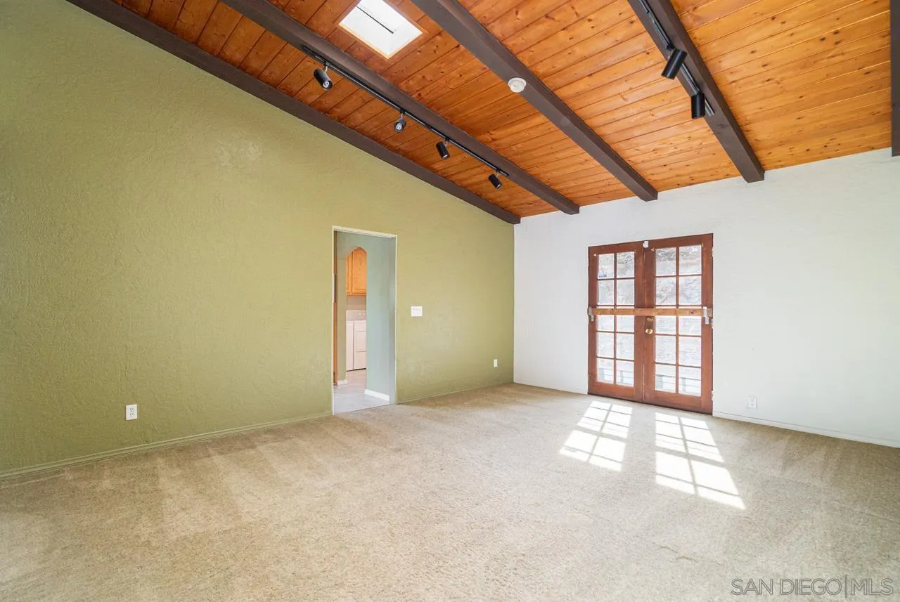 11467 Fuerte Farms Road El Cajon, CA 92020 - Photo 14 of 40 Gallery Image 14