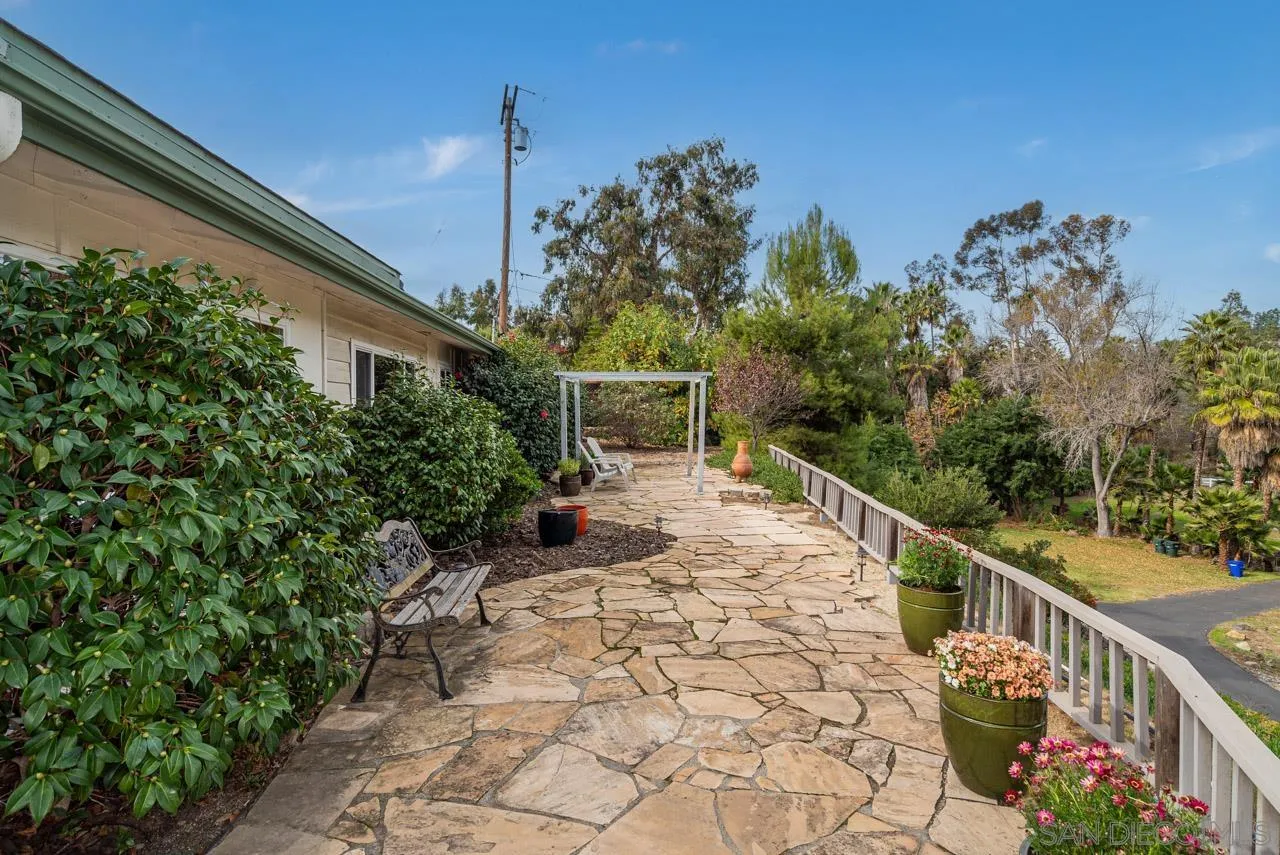 11467 Fuerte Farms Road El Cajon, CA 92020 - Photo 27 of 40 Gallery Image 27