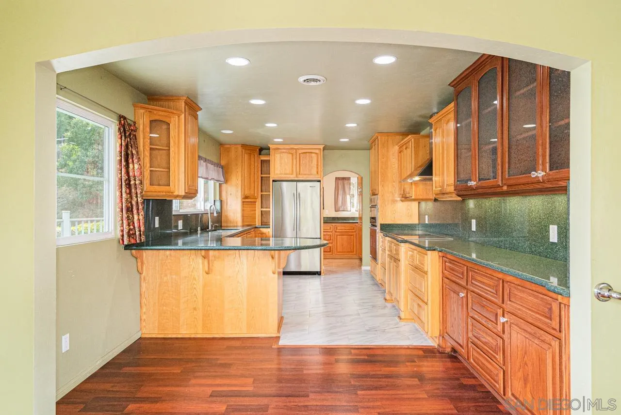 11467 Fuerte Farms Road El Cajon, CA 92020 - Photo 8 of 40 Gallery Image 8