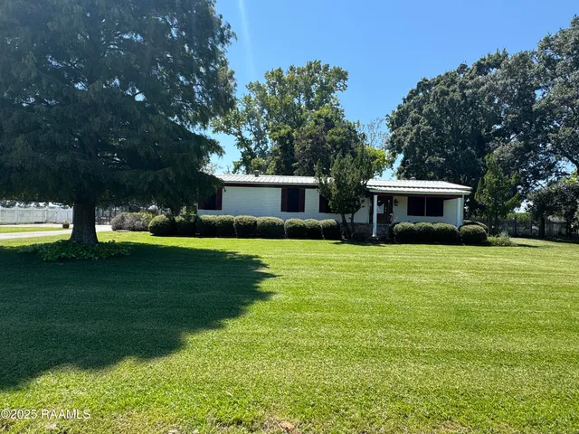 $179,500 | 15736 St Elmo Road, Erath, LA 70533