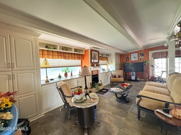 $179,500 | 15736 St Elmo Road, Erath, LA 70533