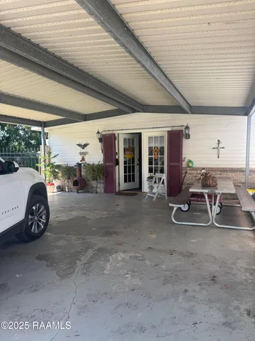 $179,500 | 15736 St Elmo Road, Erath, LA 70533