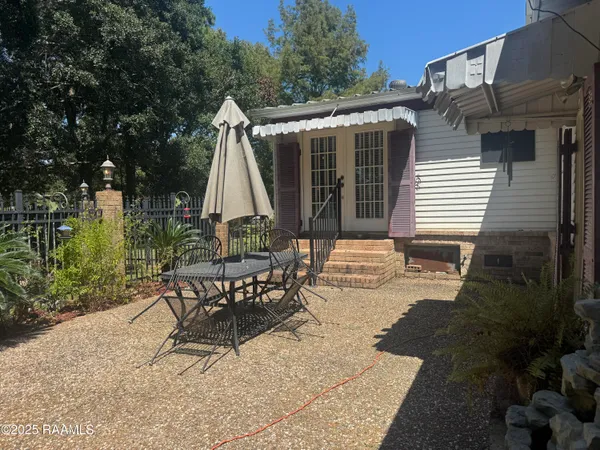 $179,500 | 15736 St Elmo Road, Erath, LA 70533