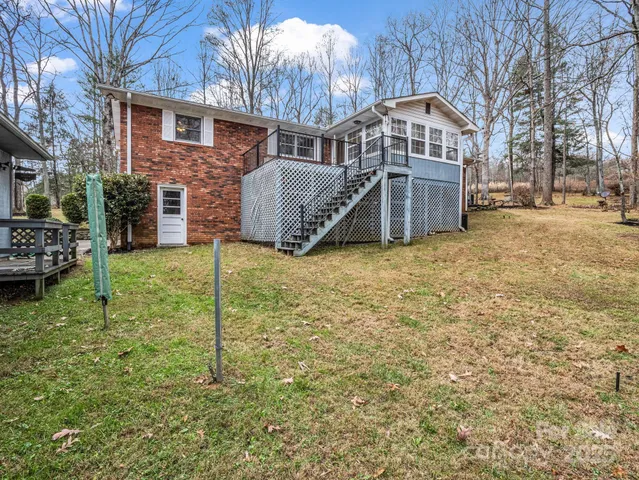 $590,000 | 136 Old Tanglewood Trail, Hendersonville, NC 28739