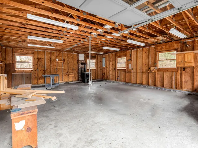 $590,000 | 136 Old Tanglewood Trail, Hendersonville, NC 28739