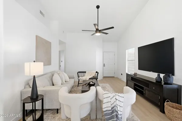 $499,900 | 1308 West Starfish Drive, Gilbert, AZ 85233