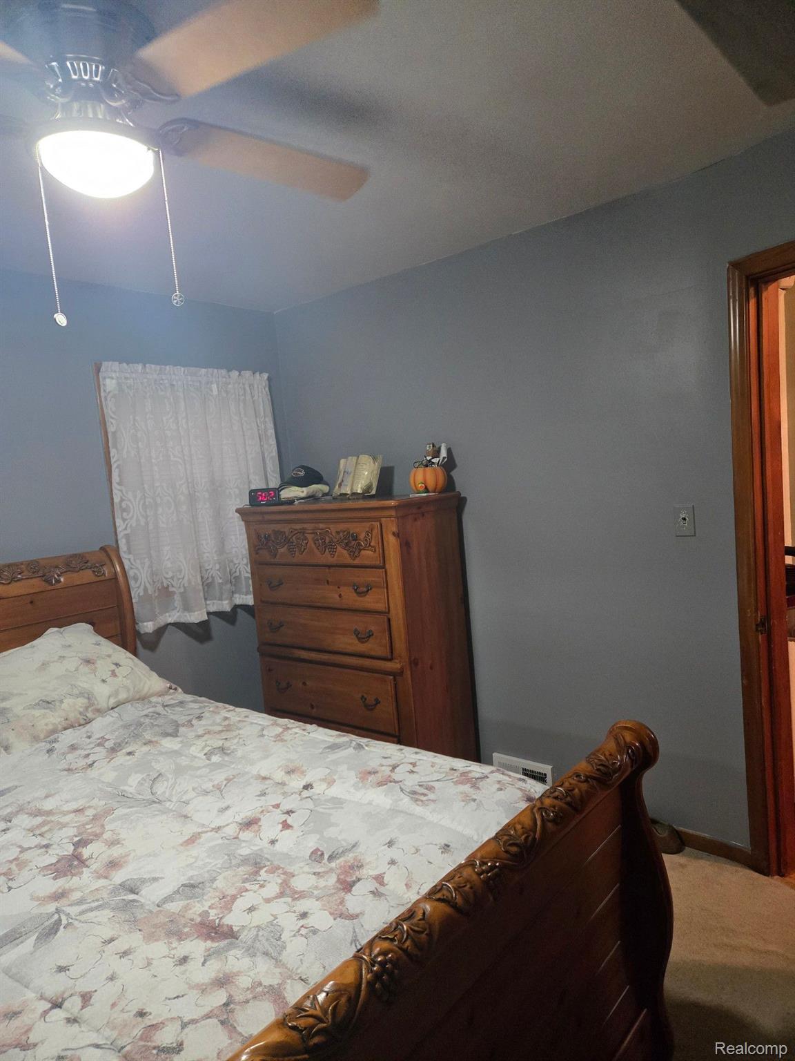 6437 Pelham Road Allen Park, MI 48101 - Photo 9 of 20 Gallery Image 9