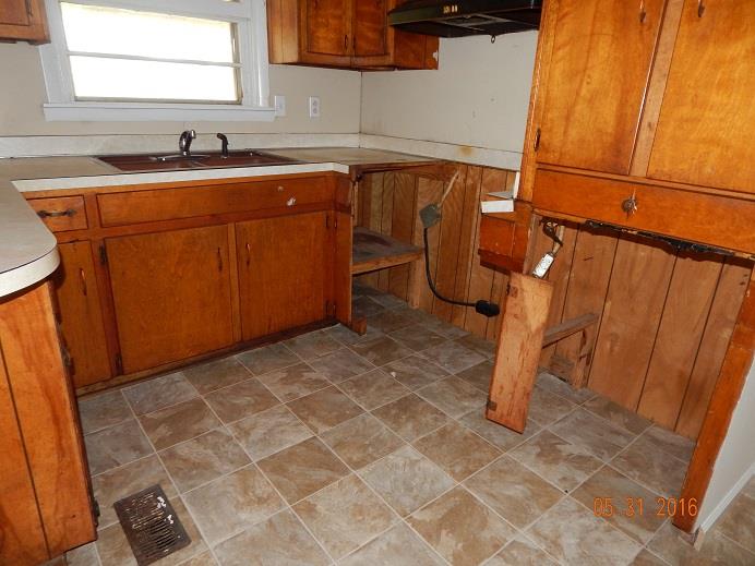 1539 Fall River Road Goodspring, TN 38460 - Photo 11 of 15 Gallery Image 11