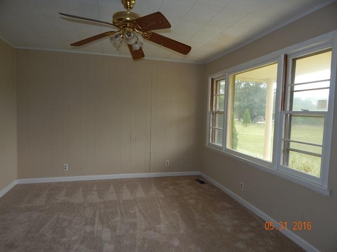 1539 Fall River Road Goodspring, TN 38460 - Photo 8 of 15 Gallery Image 8