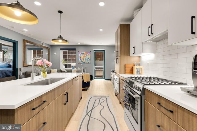 $700,000 | 440 R Street Northwest, Unit 4, Washington, DC 20001