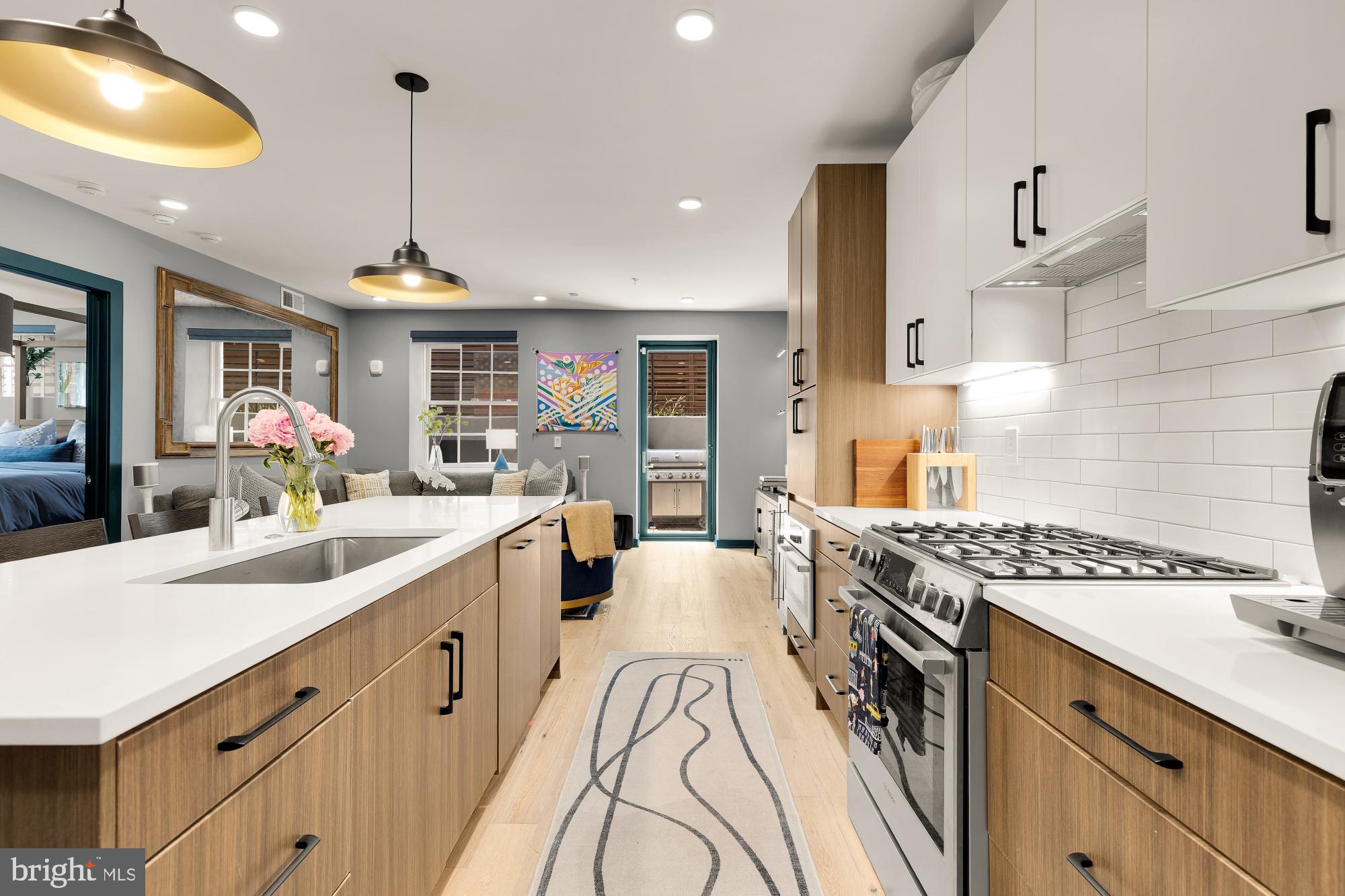 440 R Street Northwest, Unit 4 Washington, DC 20001 - Photo 4 of 17