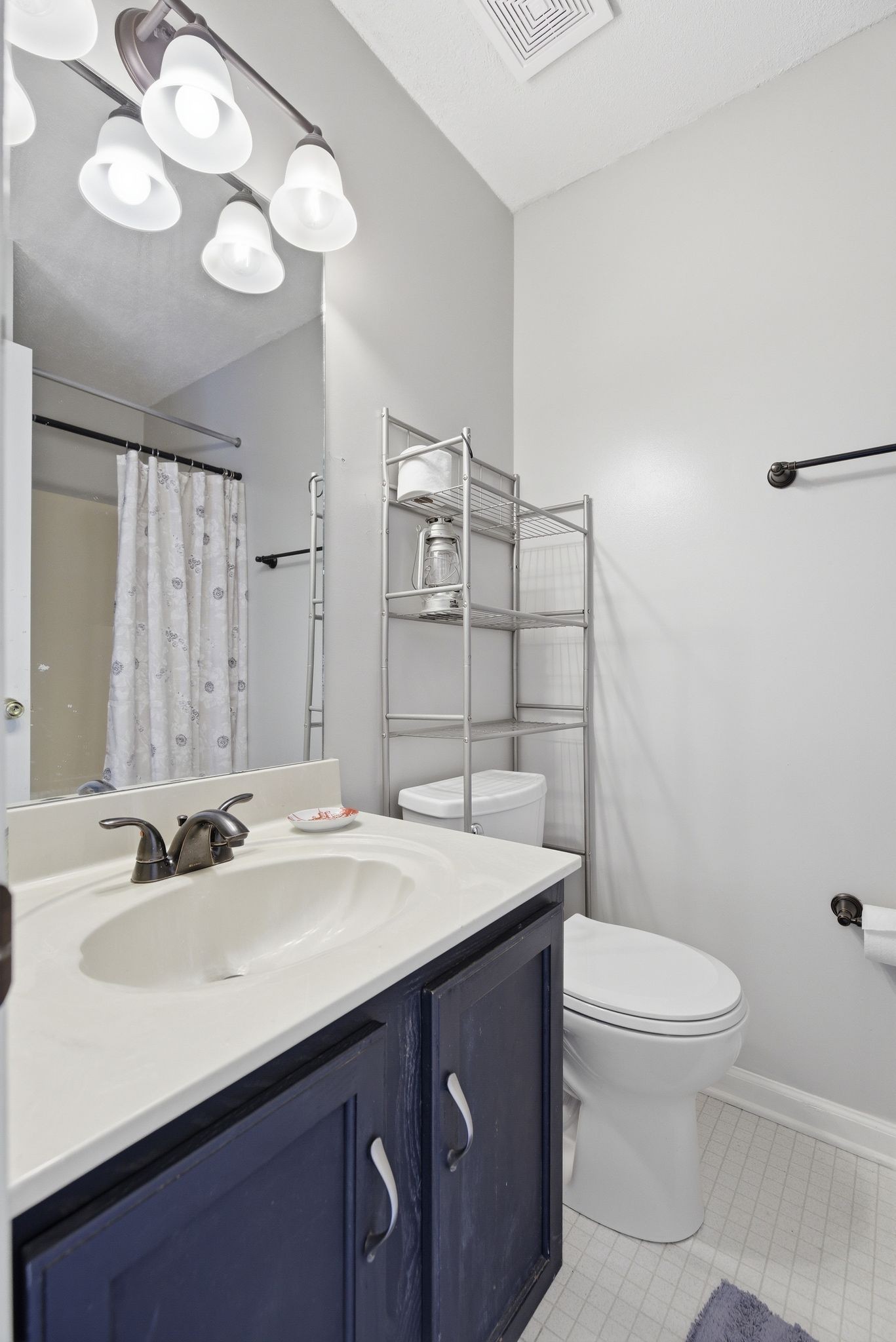 1829 Needmore Road Clarksville, TN 37042 - Photo 18 of 25 Gallery Image 18
