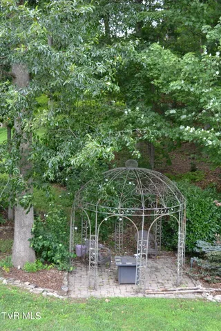 $639,900 | 20095 Hortenstine Place, Abingdon, VA 24211