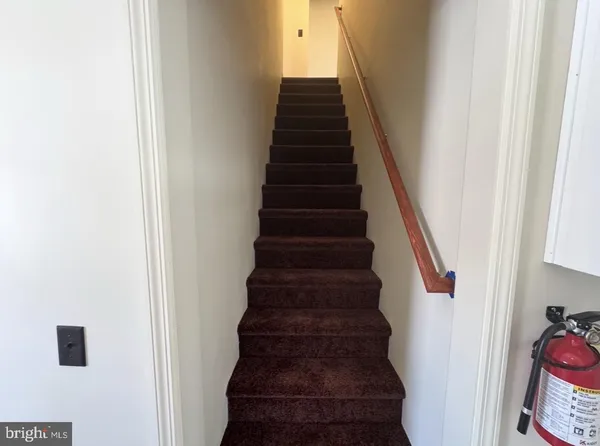 $1,900 | 126 Washington Avenue, Unit 1B, Laurel Springs, NJ 08021