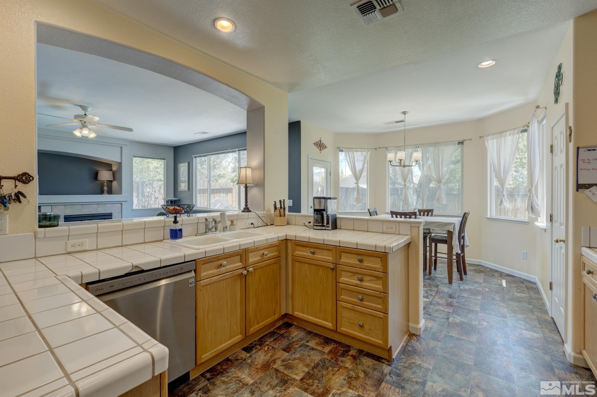 10580 Vista Alta Drive Reno, NV 89521 - Photo 8 of 32 Photo 8