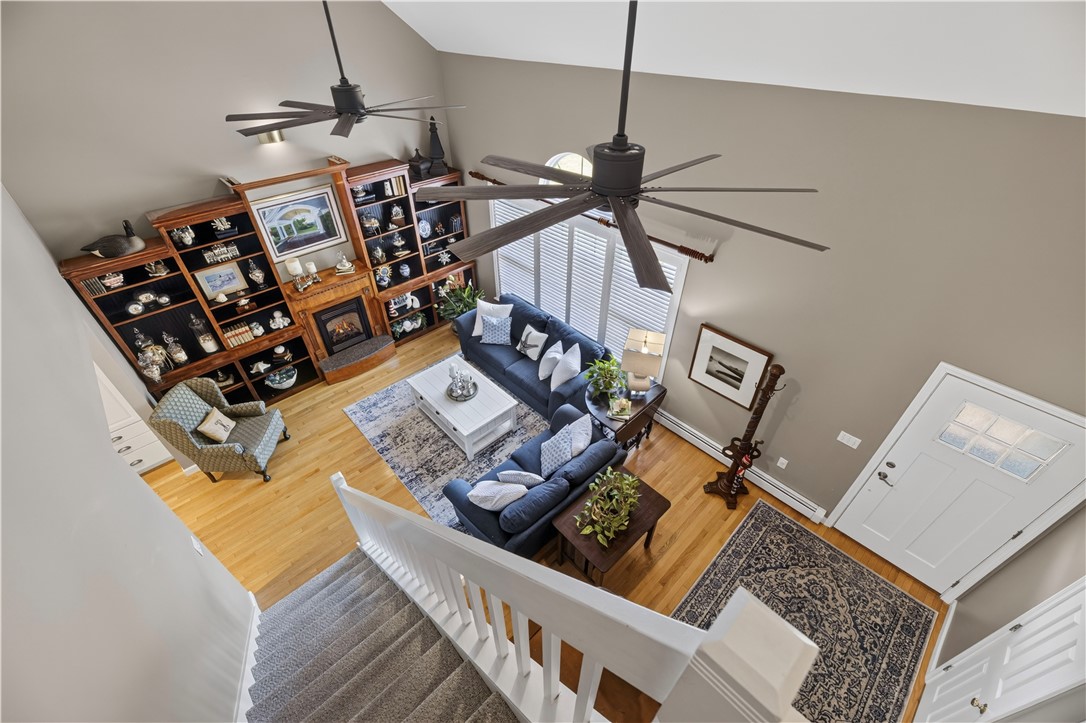 25 Dunns Corner Road Westerly, RI 02891 - Photo 4 of 39