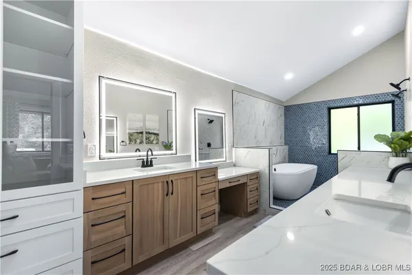 $1,295,000 | 122 Burning Bush Drive, Gravois Mills, MO 65037