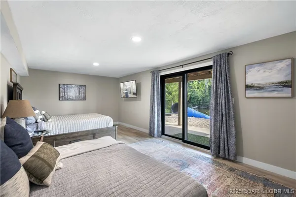 $1,295,000 | 122 Burning Bush Drive, Gravois Mills, MO 65037