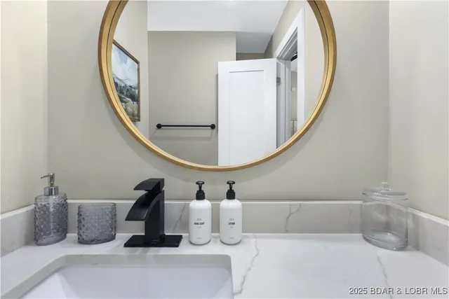 $1,295,000 | 122 Burning Bush Drive, Gravois Mills, MO 65037