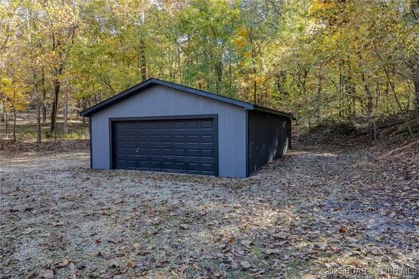 $1,295,000 | 122 Burning Bush Drive, Gravois Mills, MO 65037