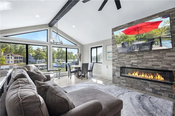 $1,295,000 | 122 Burning Bush Drive, Gravois Mills, MO 65037