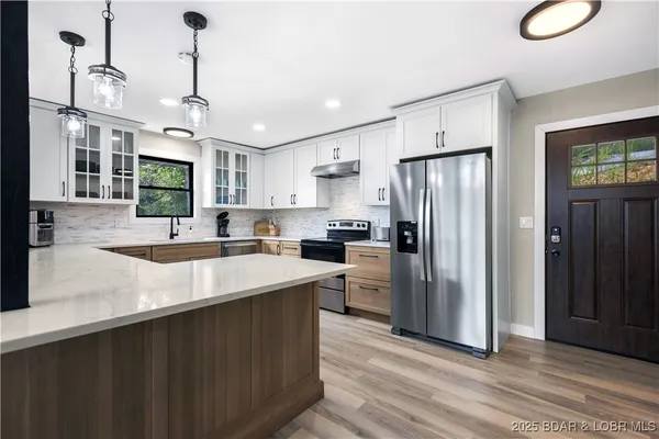 $1,295,000 | 122 Burning Bush Drive, Gravois Mills, MO 65037