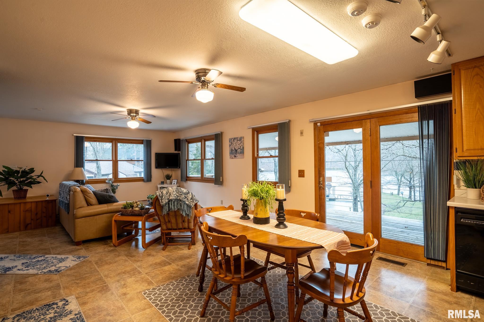 40 Janeal Court Goreville, IL 62939 - Photo 12 of 69