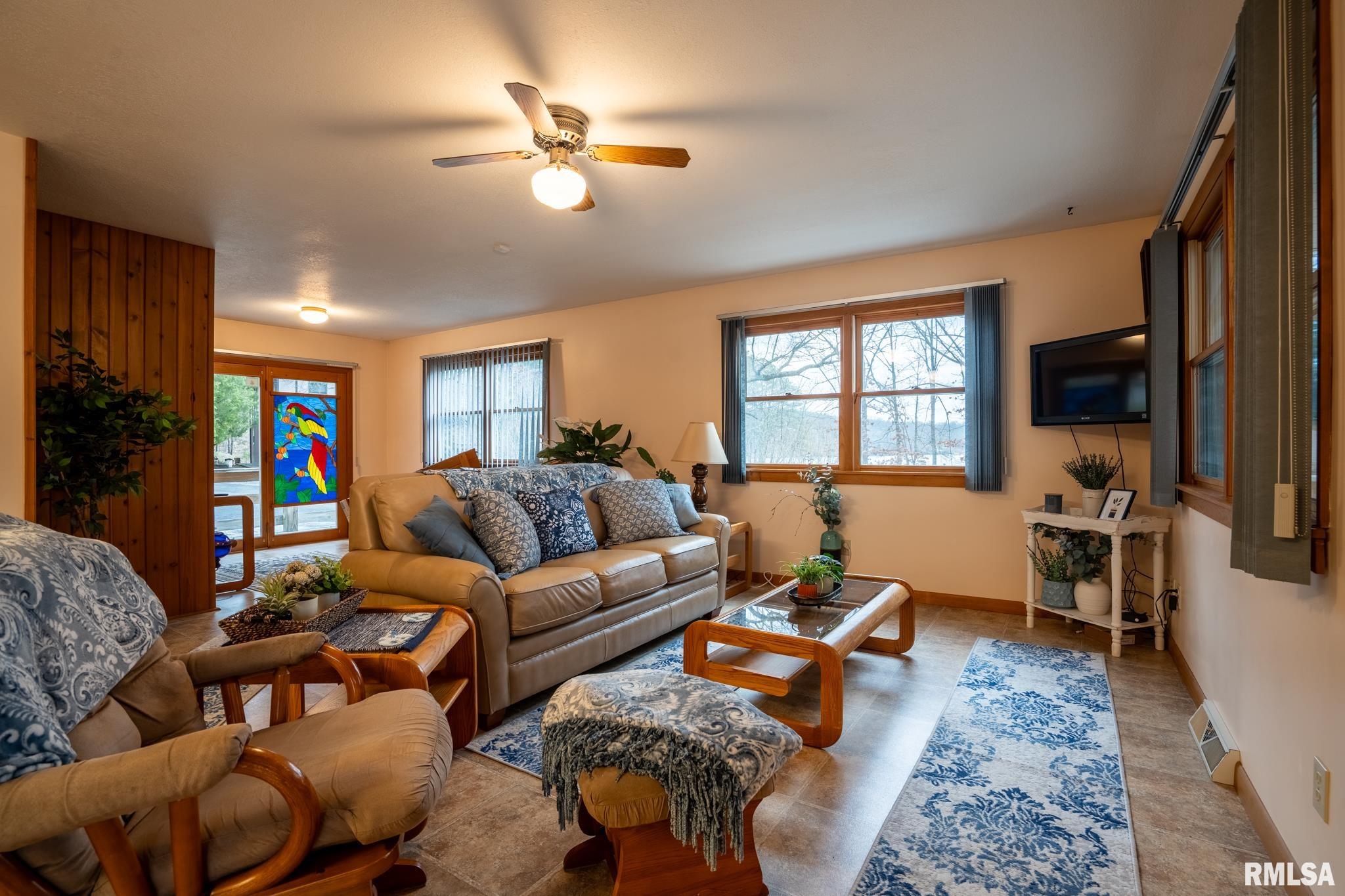 40 Janeal Court Goreville, IL 62939 - Photo 7 of 69