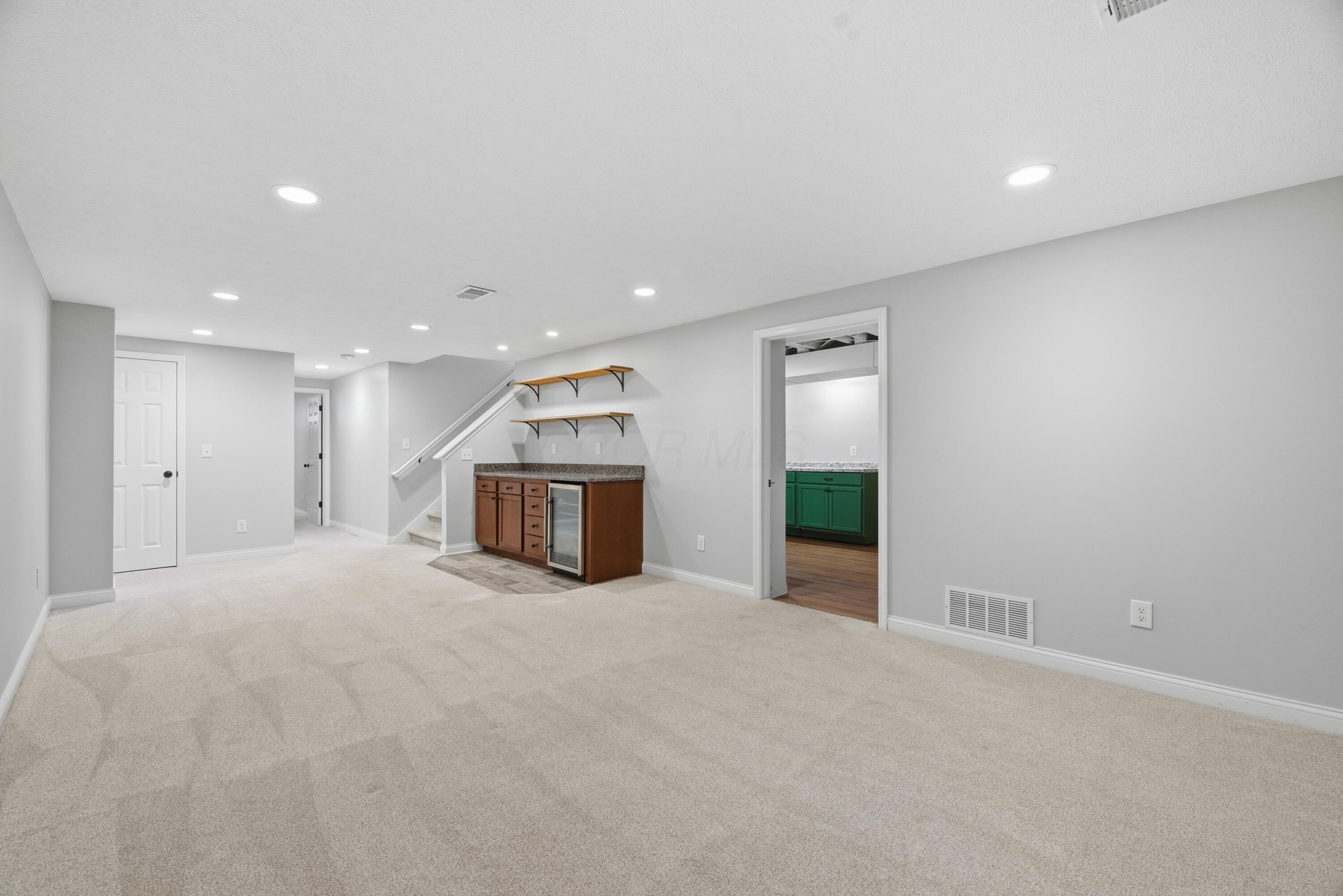 1491 Kirkley Road Columbus, OH 43221 - Photo 33 of 49