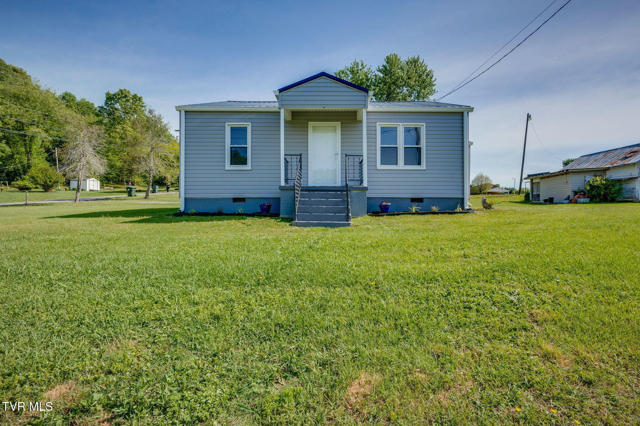 541 Free Hill Road Gray, TN 37615 - Photo 1 of 25 001