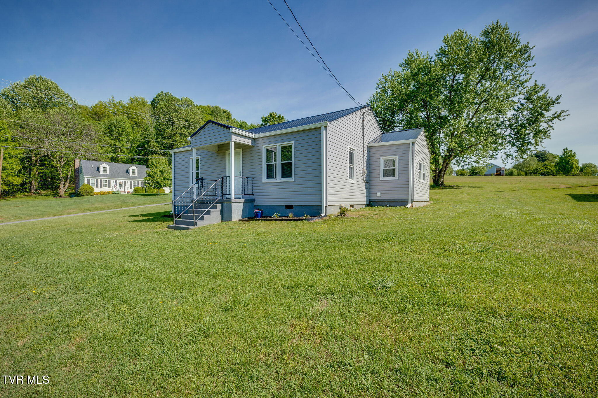 541 Free Hill Road Gray, TN 37615 - Photo 3 of 25 003