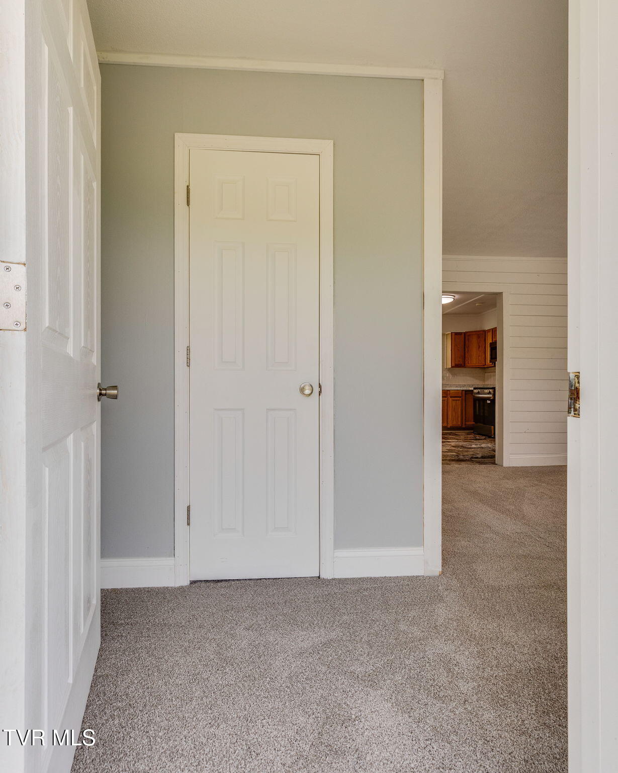 541 Free Hill Road Gray, TN 37615 - Photo 5 of 25 005