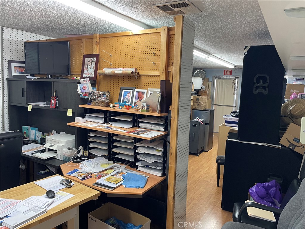 1852 West 17th Street Santa Ana, CA 92706 - Photo 23 of 43