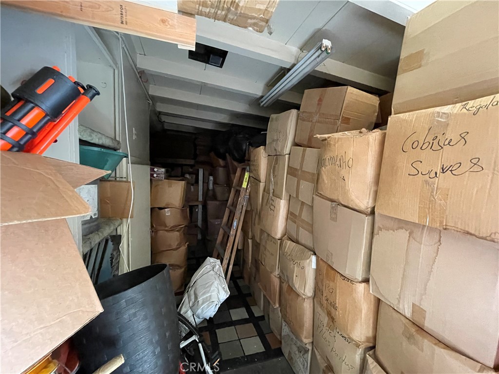 1852 West 17th Street Santa Ana, CA 92706 - Photo 35 of 43